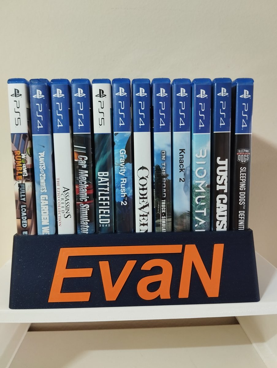 Stalak za videoigre (PS4 i PS5 konzole) motiv ime Evan 3D PRINT